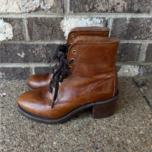 Women’s Frye SABRINA 6G LACE UP Boot size 7 - Picture 8 of 10